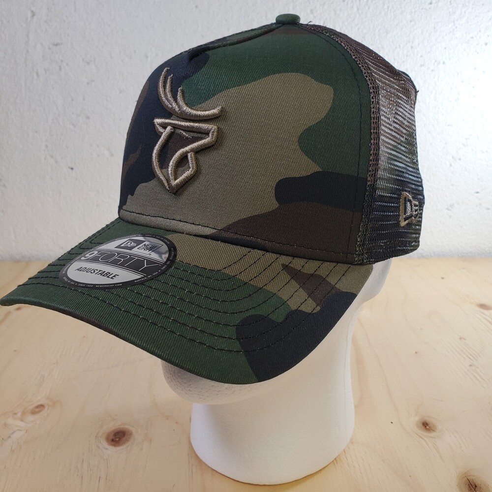 Edmonton Elks Trucker Hat Camo Snapback New Era 9FORTY CFL Football Eskimos OSFA
